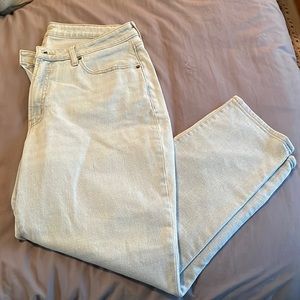 Old navy curvy OG straight jeans light wash